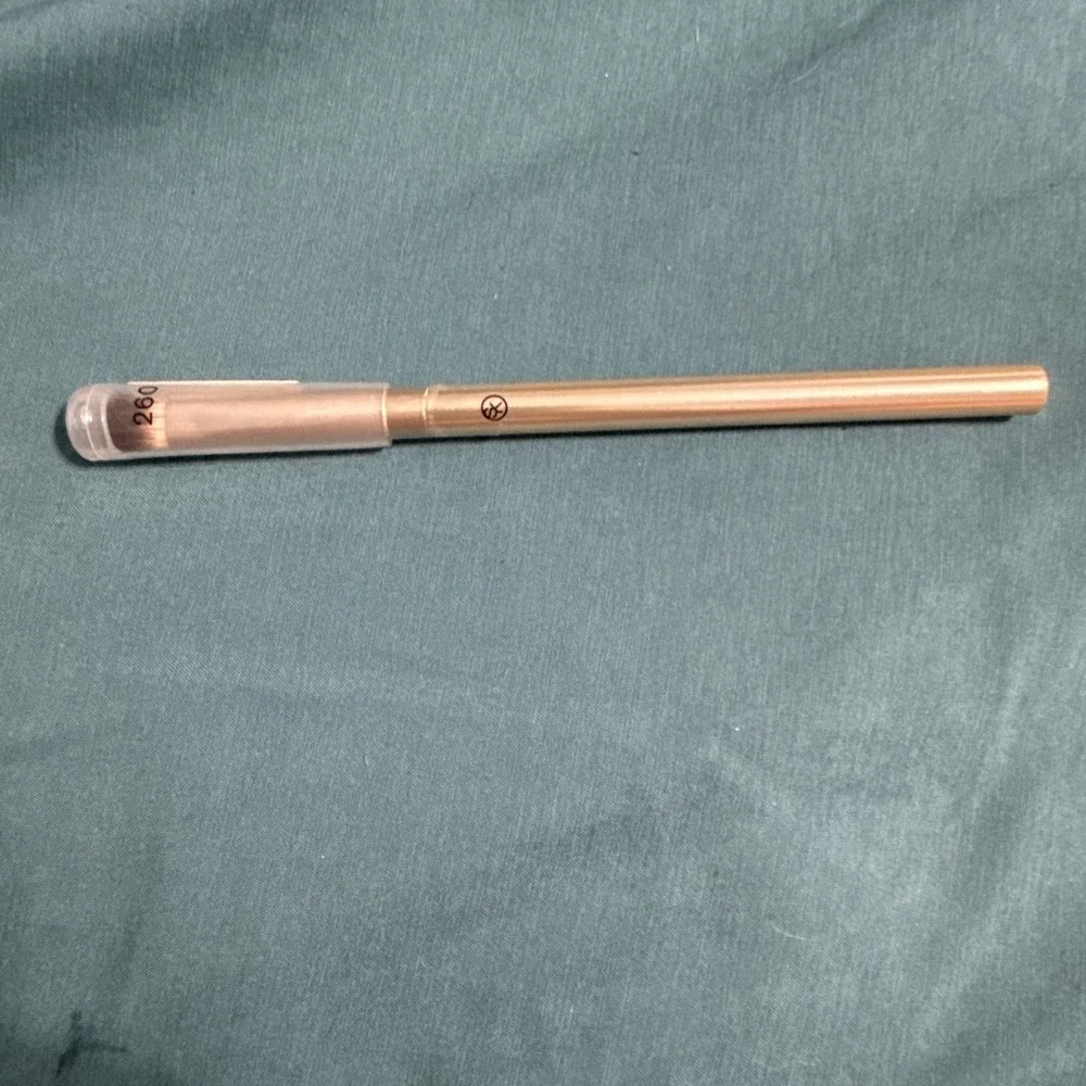 Sonia Kashuk Essential Collection Small Eyeshadow Brush,‎ 260